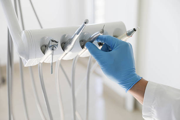 Professional Emergency Dentist technician working in Danvers, IL
